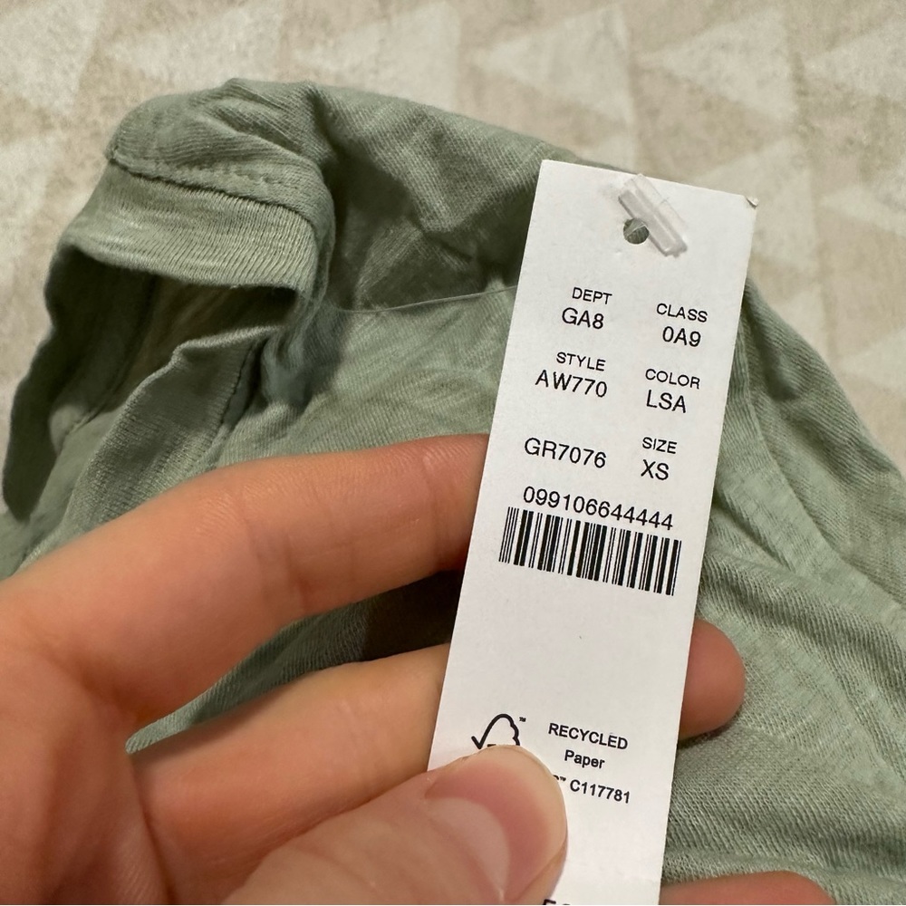 J crew vintage cotton crewneck tee shirt light sage green - Picture 2 of 2